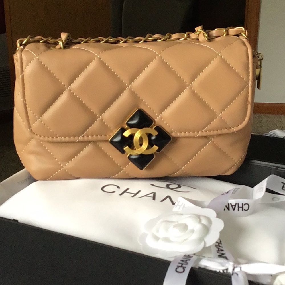 ✅ Reduced Price✅Classic Leather Handbag/Shoulder Bag